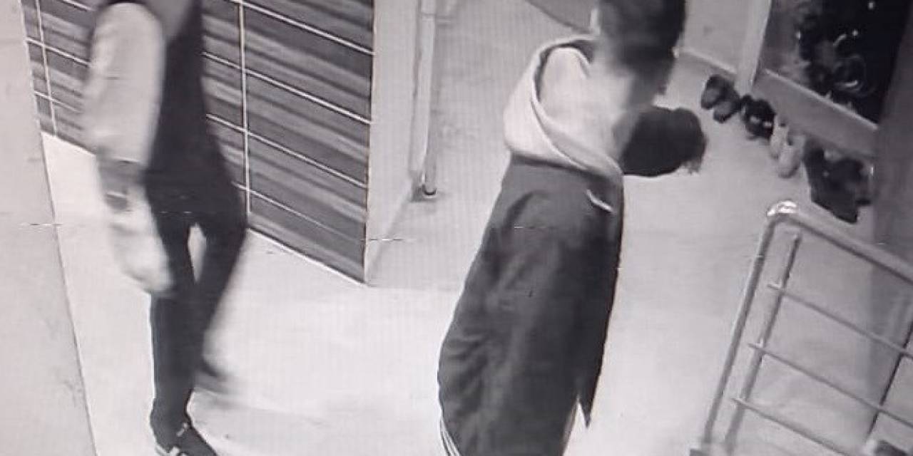 Ayakkabı Hırsızlığı Suçu İle Aranan Çocuk Yakalandı