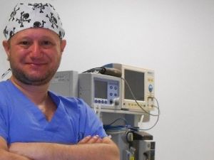 Jinekomasti Ameliyatı İle Erkeklerde Göğüs Küçültme