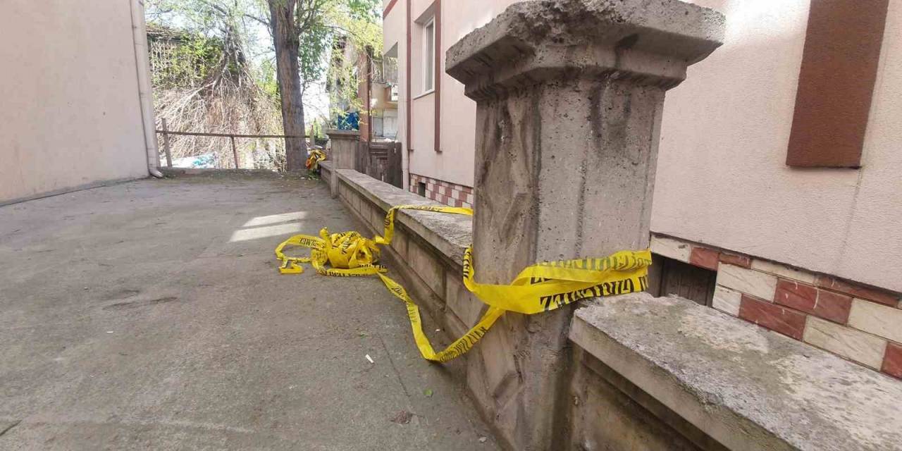 Tartıştığı Yabancı Uyruklu Şahsı Öldüren Adam Tutuklandı