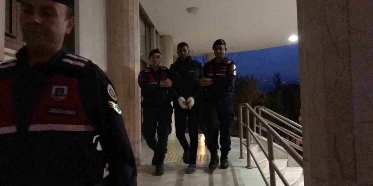 Para Vermeyen Annesini Benzin Dökerek Yakan Şahıs Tutuklandı