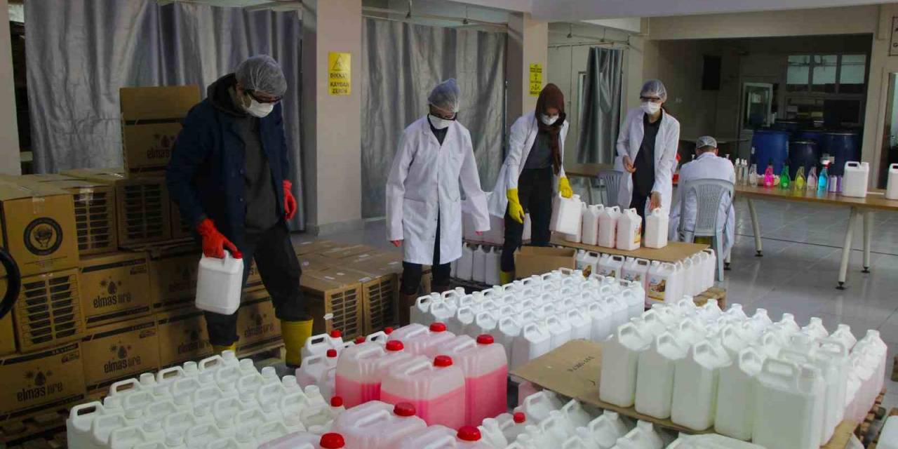 Amasya’da Hastanelerin Temizlik Malzemesi Kimyacı Liselilerden