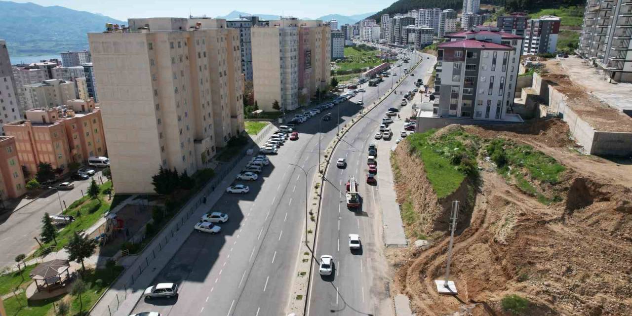Kahramanmaraş’taki Bu Yolda İki Günde Bir Trafik Kazası Oluyor