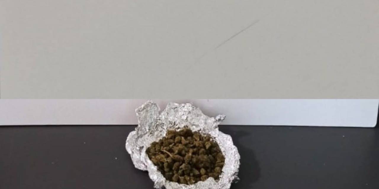 Samsun Polisinden Uyuşturucu Satıcılarına Suçüstü