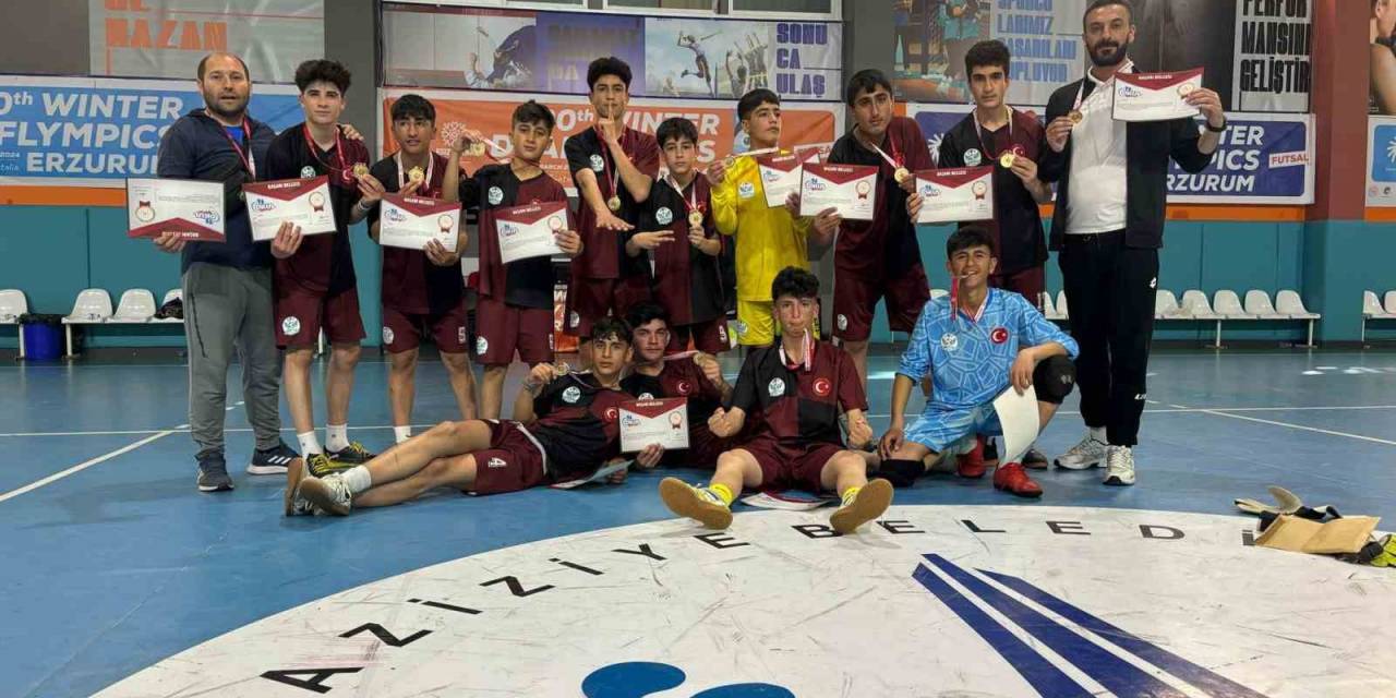 Patnos Yibo Futsalda Bölge Şampiyonu