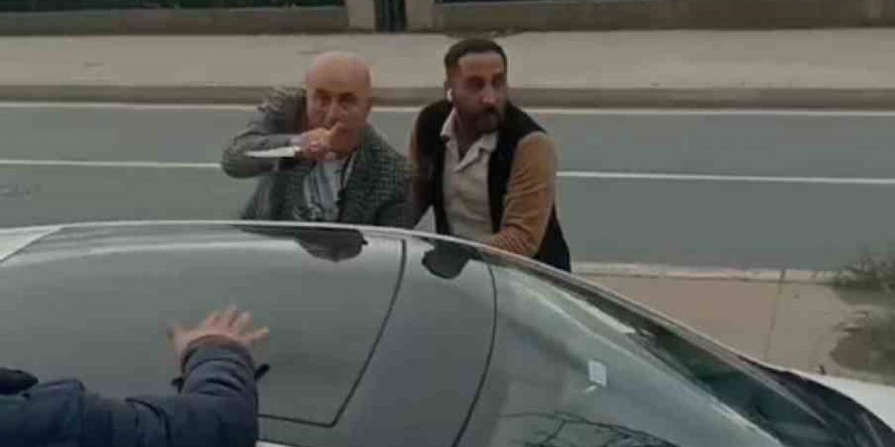 Trafikte Tartıştığı Sürücüye Bıçak Çekti, Hakaretler Savurdu