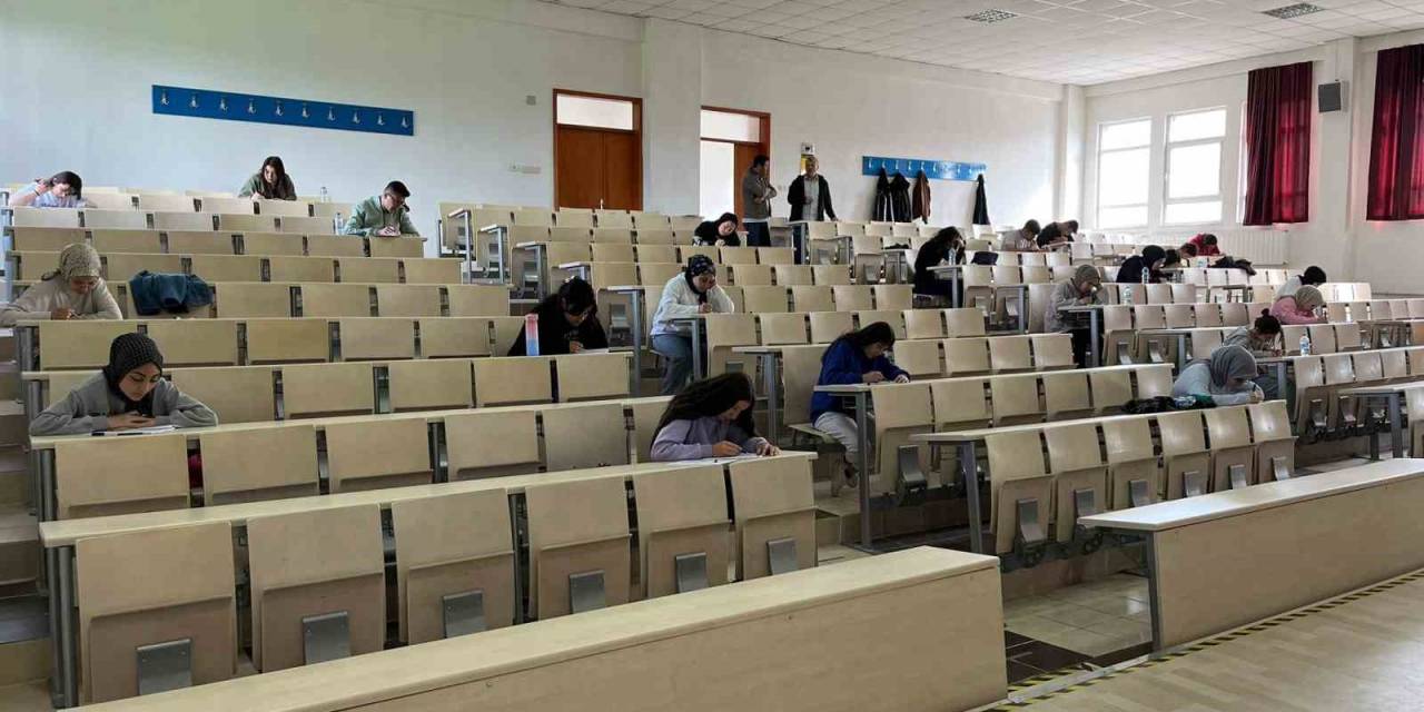 Hisarcık’ta Üniversite Sınavına Hazırlık Simülasyonu Yapıldı