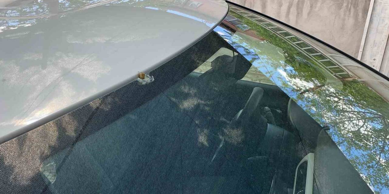 Tokat’ta Aracına Yorgun Mermi Düşen Baba İsyan Etti:  "Ya Çocuğuma İsabet Etseydi"