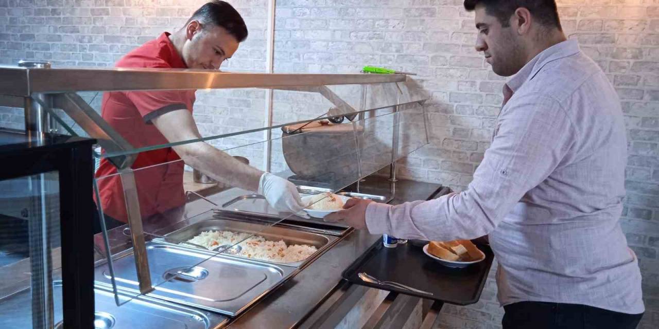 Ekmeğin 7.5 Tl Olduğu Kentteki Bu Lokantada Yemekler 20 Tl