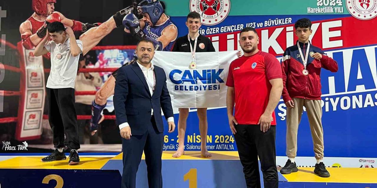 Canikli Muaythai Sporcusu Yiğit Keskin, Türkiye Şampiyonu Oldu