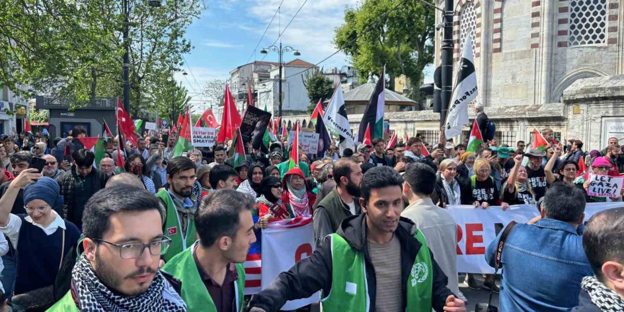 Fatih’te Binlerce Kişi Filistin’e Destek İçin Yürüdü