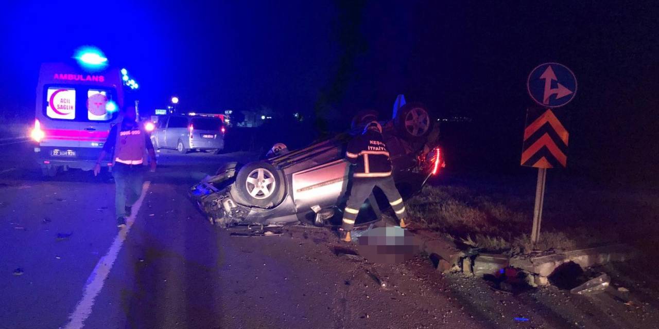 Edirne’de İki Otomobil Çarpıştı: 1 Ölü, 1 Yaralı