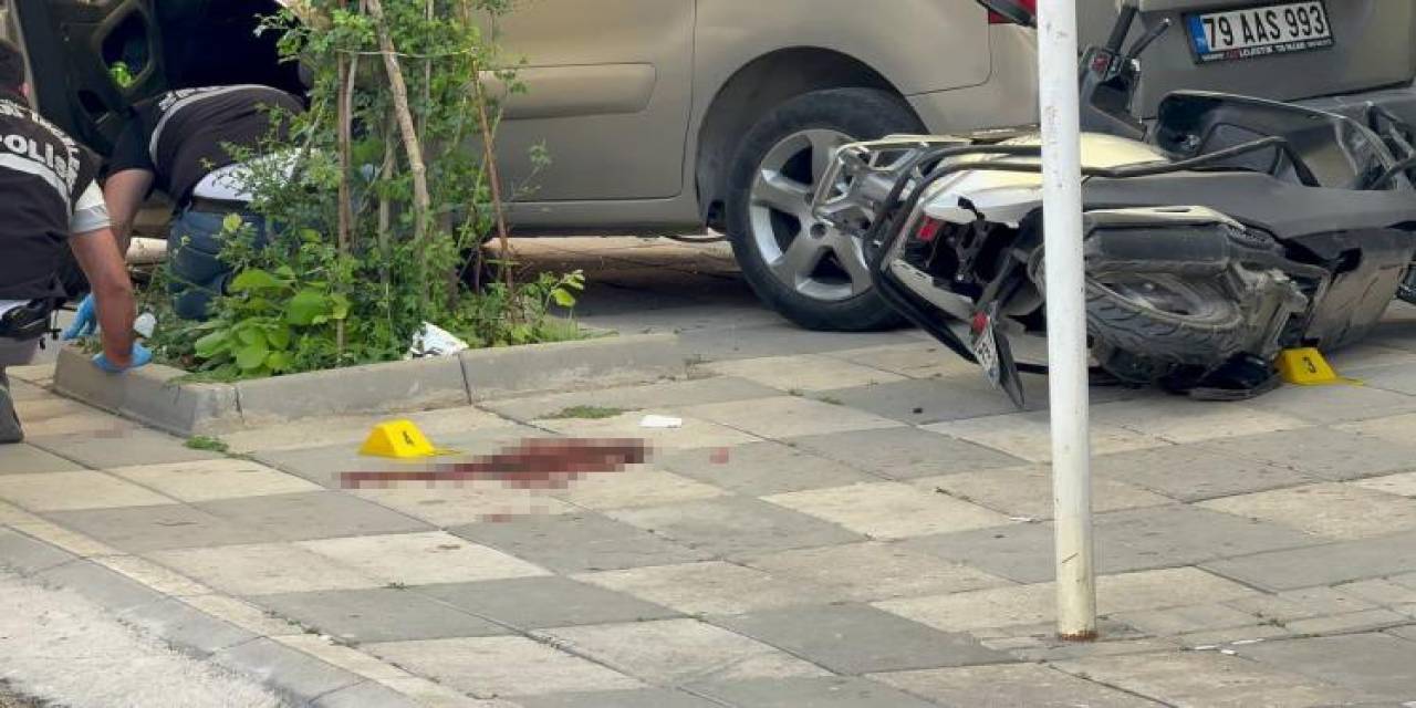 Kilis’te 14 Yaşındaki Çocuğun Kullandığı Araç Yayalara Çarptı: 1 Ölü, 2 Yaralı