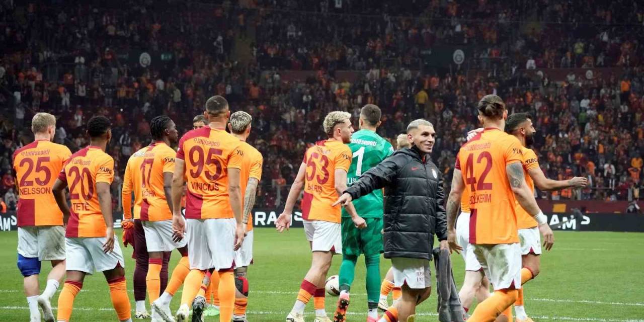Galatasaray Üst Üste Galibiyet Rekorunu Egale Etti