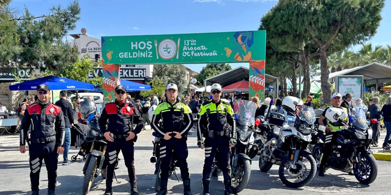 Alaçatı Ot Festivali’nde 135 Sürücüye 309 Bin 821 Lira Ceza Kesildi