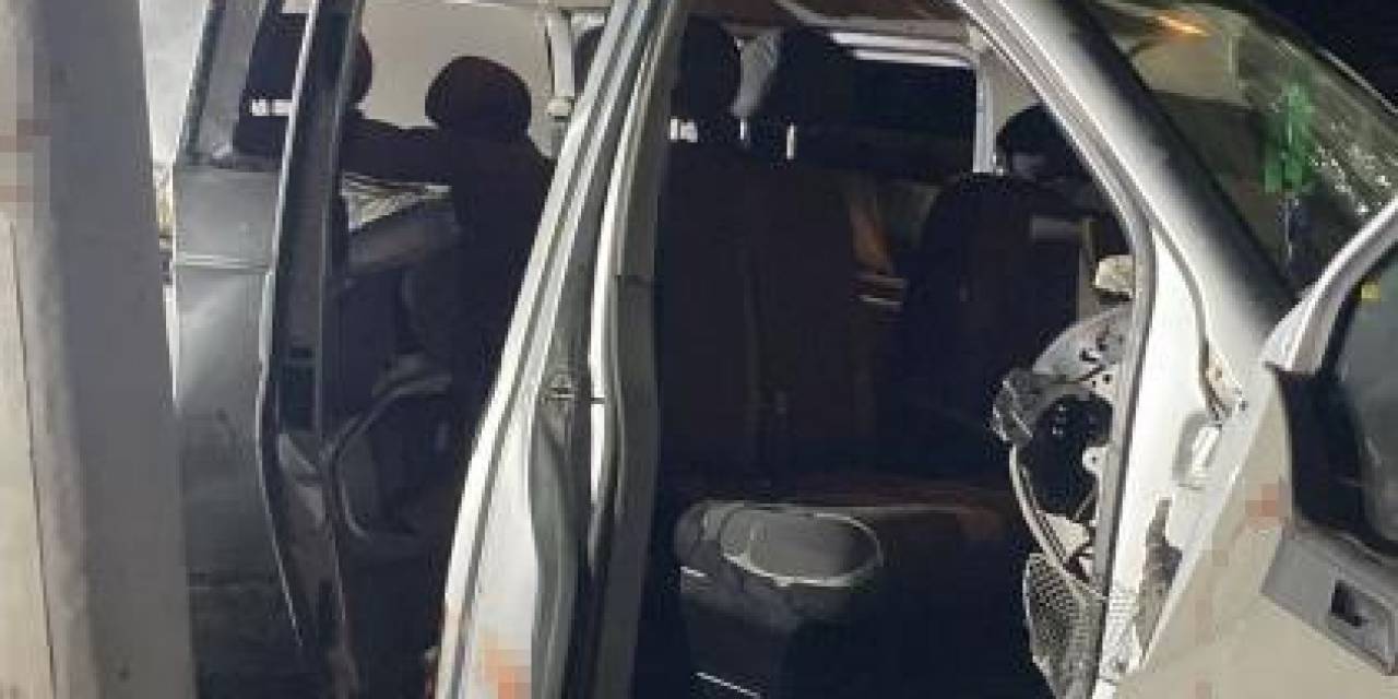 Mersin’de Trafik Kazası: 2 Ölü, 3 Yaralı