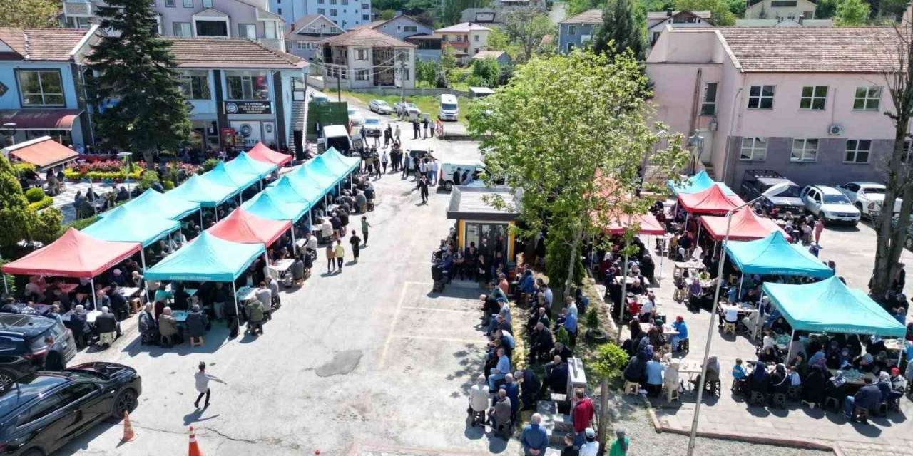 Kaynaşlılar Mevlid Programında Bir Araya Geldi