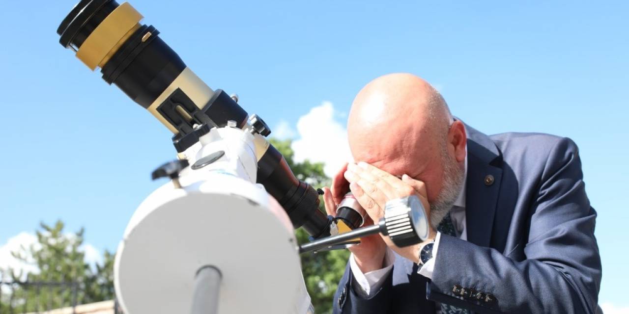 Kayserililer,  Gök Gözlem Evi İle Uzayın Derinliklerine Yolculuk Yaptı