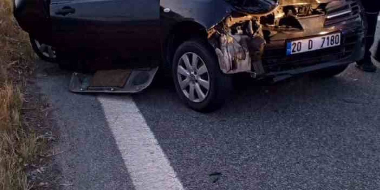 Tırın Çarptığı Otomobil Hurdaya Döndü: 1’i Ağır 2 Yaralı