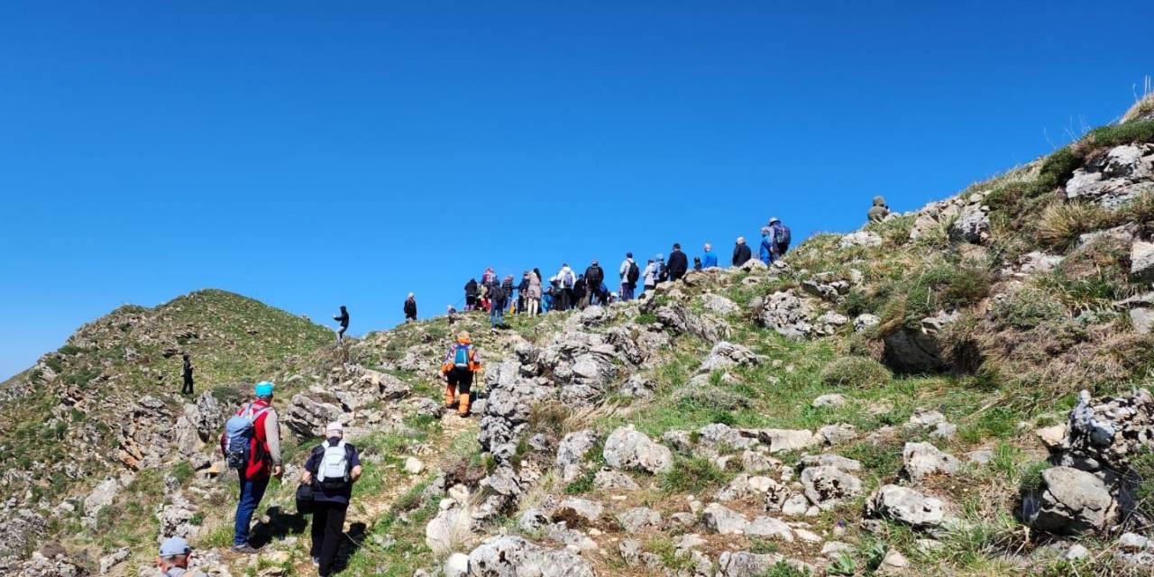 Bolu’nun Yeni Gözdesi Ayıkayası’nda Yürüyüşün Keyfini Çıkardılar