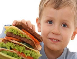 Çocuklarınızı bu besinlerden uzak tutun