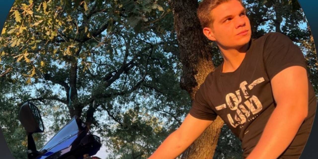 Genç Antrenör Trafik Kazasında Hayatını Kaybetti, Geride Kalan Görüntüsü Yürek Burktu