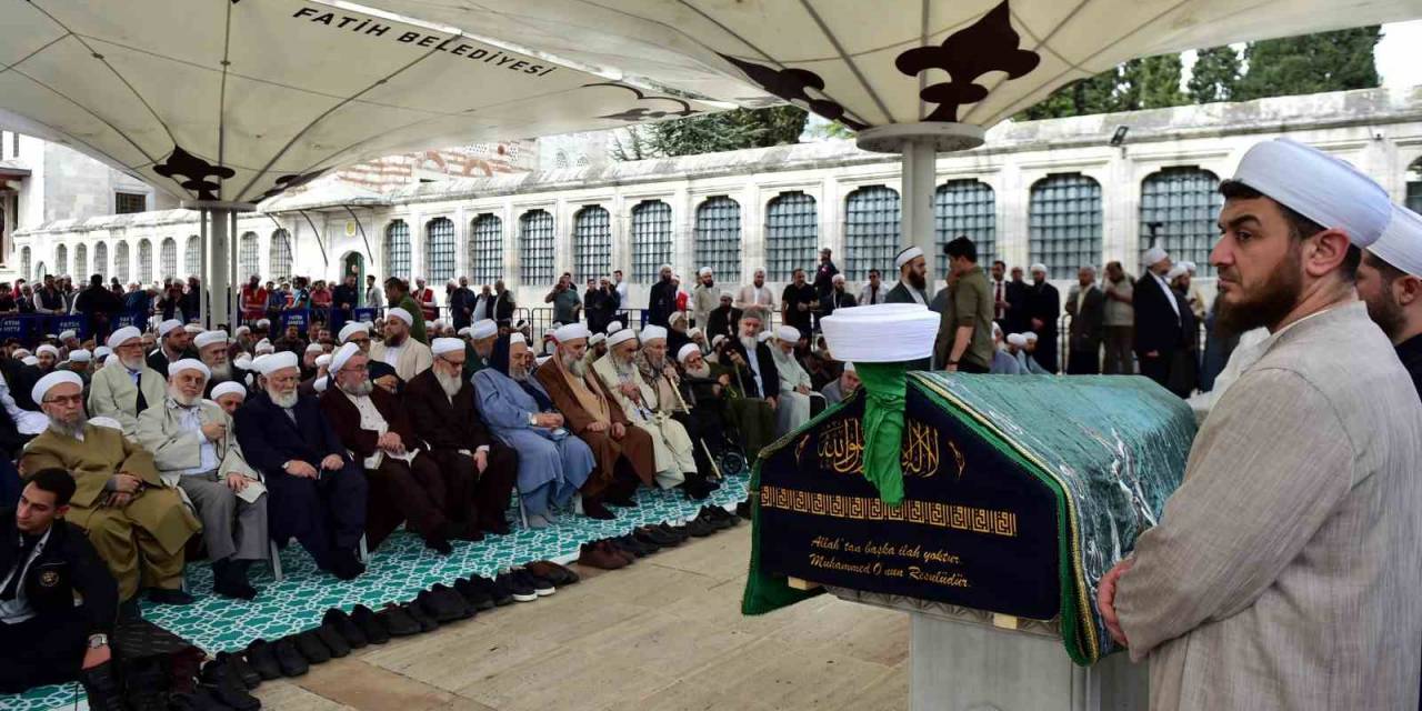 İsmailağa Cemaati Lideri Hasan Kılıç Son Yolculuğuna Uğurlandı