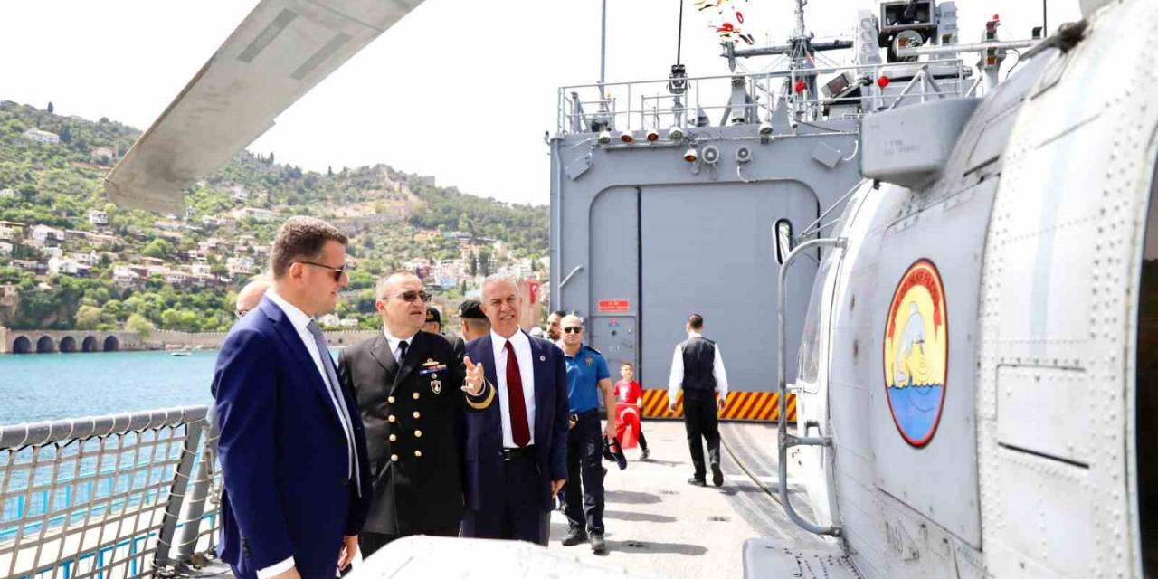 Alanya Protokolü Tgc Göksu Fırkateyni’ni Ziyaret Etti