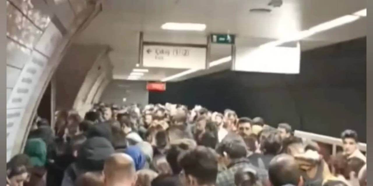 Üsküdar-samandıra Metro Hattında 2 Yolcusuz Metro Çarpıştı