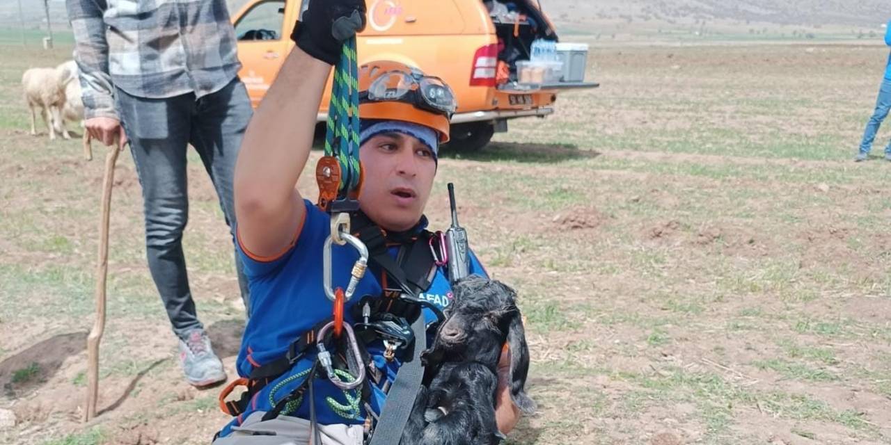 Kuyuya Düşen Oğlağı Afad Kurtardı