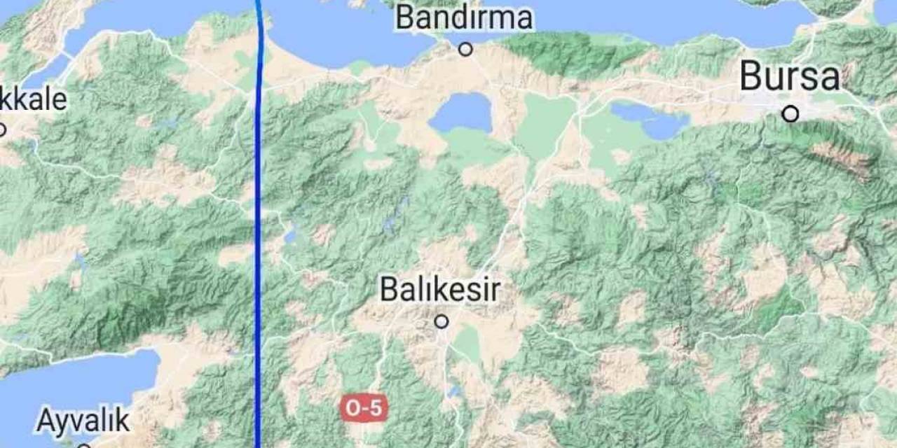 İlber Ortaylı Thy Uçağında Rahatsızlandı: Sefer Gecikmeli Gerçekleşti