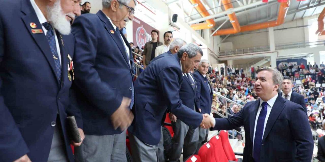 Gaziler Protokole, Protokol Arkaya Oturdu