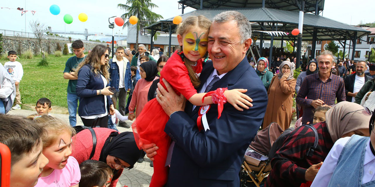 Ardeşen'de Renkli Bir 23 Nisan Kutlaması: 1. Çocuk Şenliği