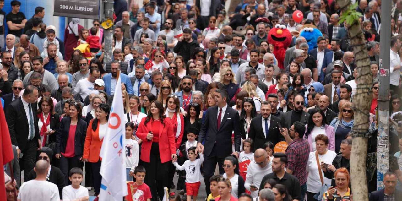 Kartal’da ‘23 Nisan’ Coşkusu Doyasıya Yaşandı