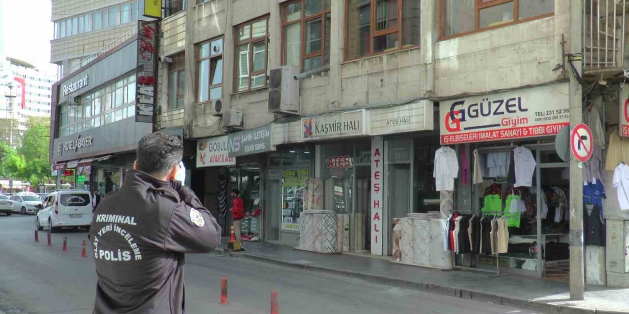 Kayseri’de İş Yeri Kurşunlandı