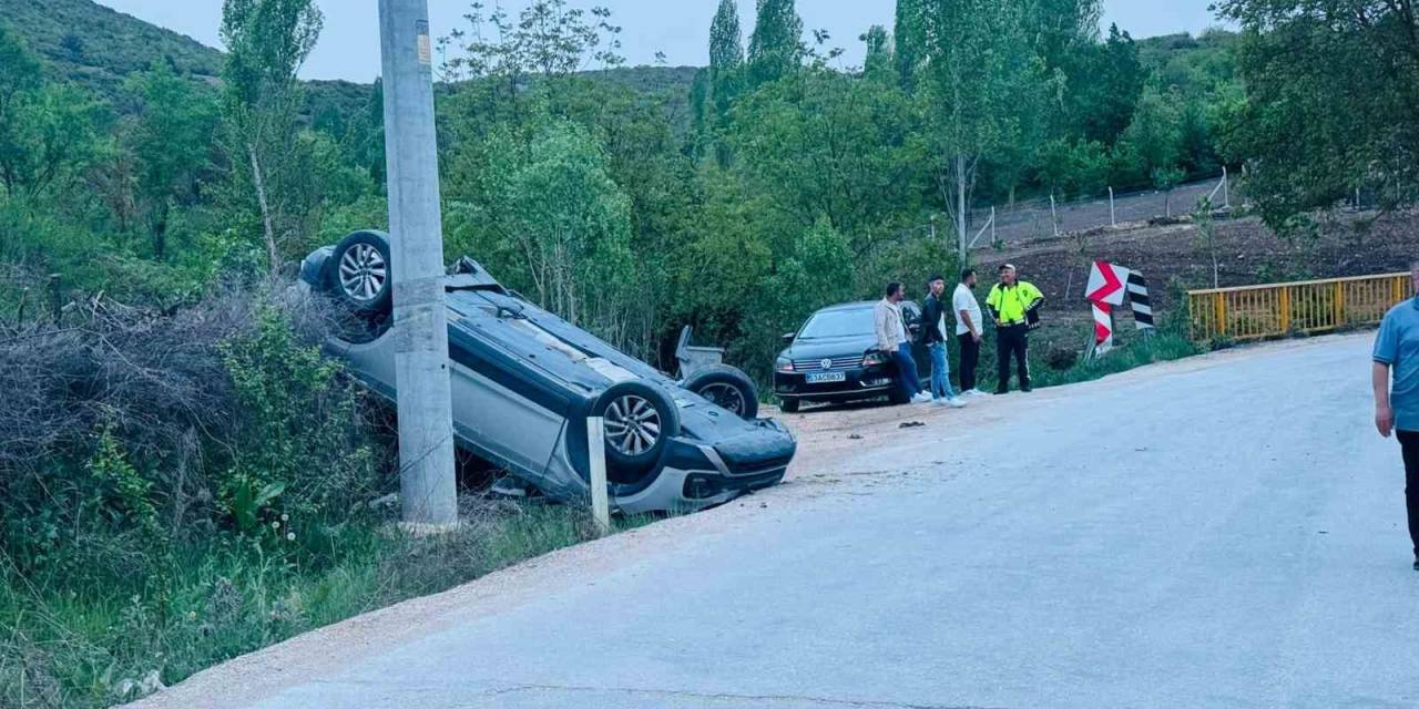 Kontrolden Çıkan Otomobil Takla Atarken, Sürücüsü Yaralandı
