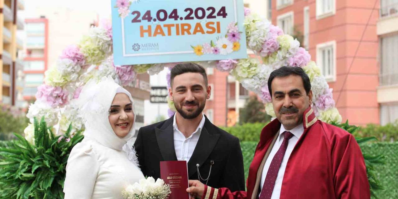 Evlenen Çiftlerin Tercihi: 24.04.2024