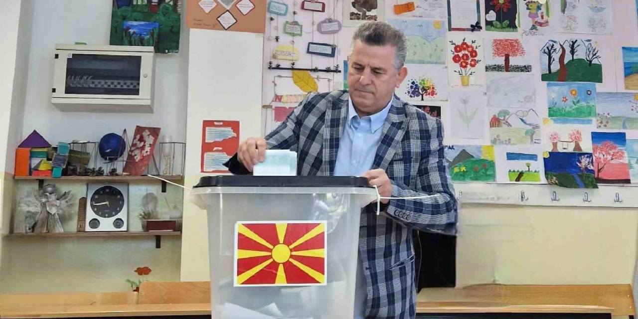 Kuzey Makedonya Halkı Cumhurbaşkanlığı Seçimi İçin Sandık Başında