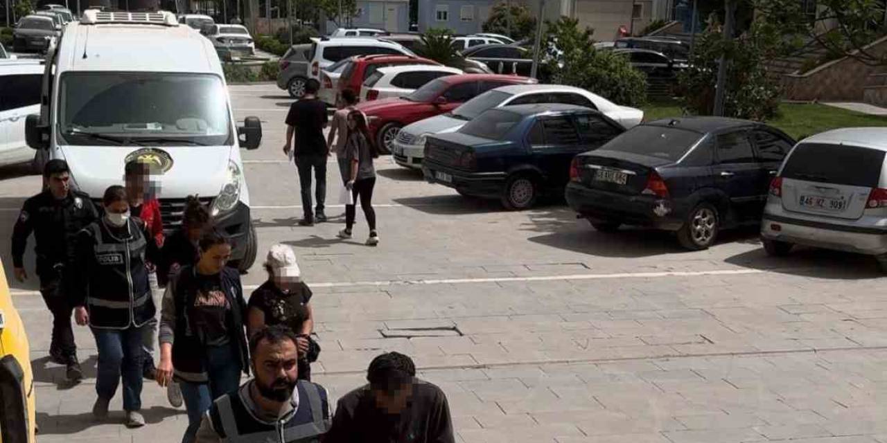 Kahramanmaraş’ta Hırsızlık Yapan 4 Kişi Yakalandı