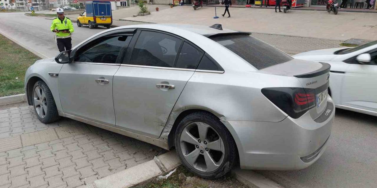 Samsun’da İki Otomobil Çarpıştı: 1 Yaralı