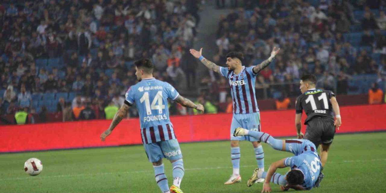 Ziraat Türkiye Kupası: Trabzonspor: 2 - Fatih Karagümrük: 1 (İlk Yarı)