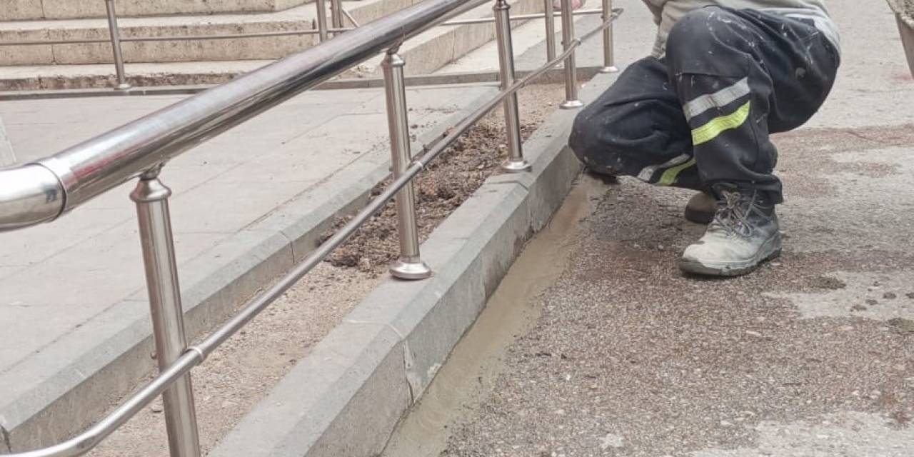 Pursaklar Belediyesi’nden Okul Bahçelerinde Çevre Düzenlemesi