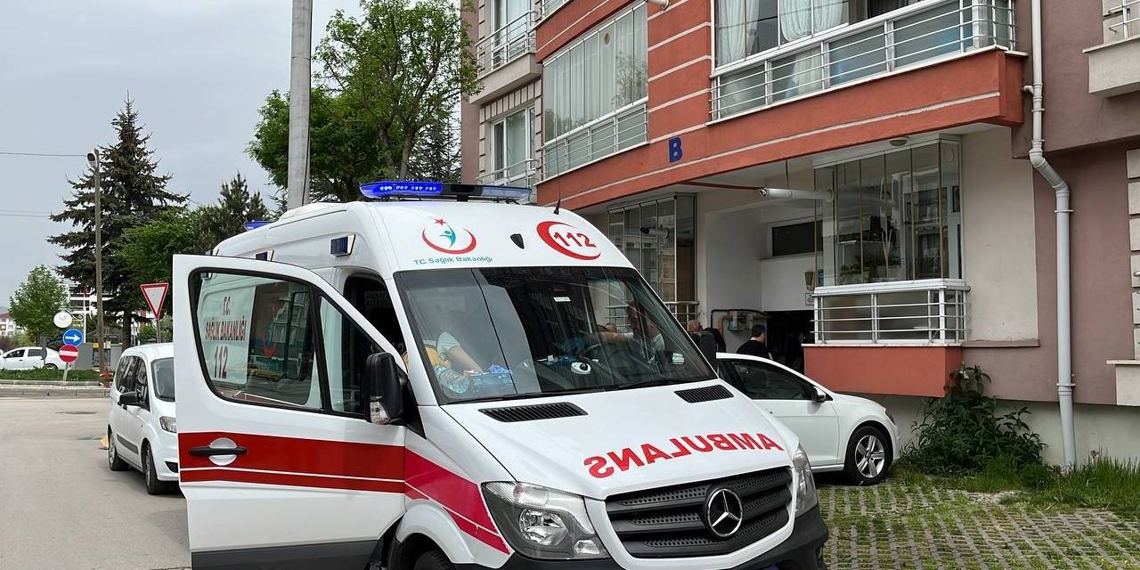 Eşiyle Boşanma Aşamasındaydı, Doğalgaz Borusuna Asılı Halde Cansız Bedeni Bulundu