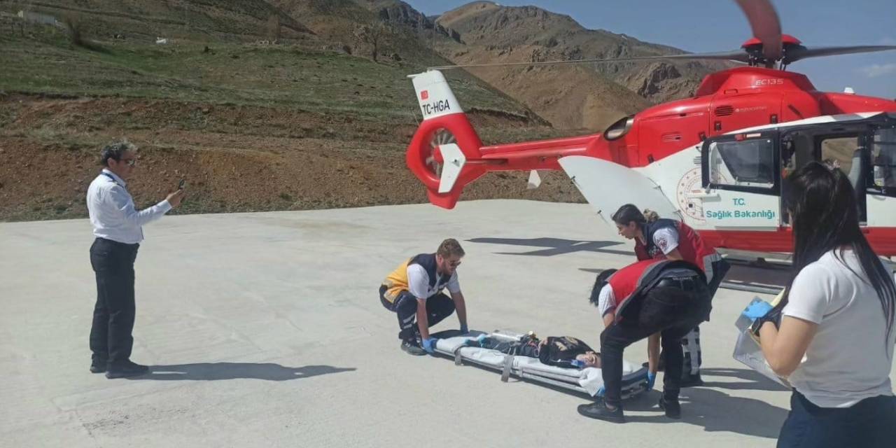 Ambulans Helikopter 11 Yaşındaki Çocuk İçin Havalandı