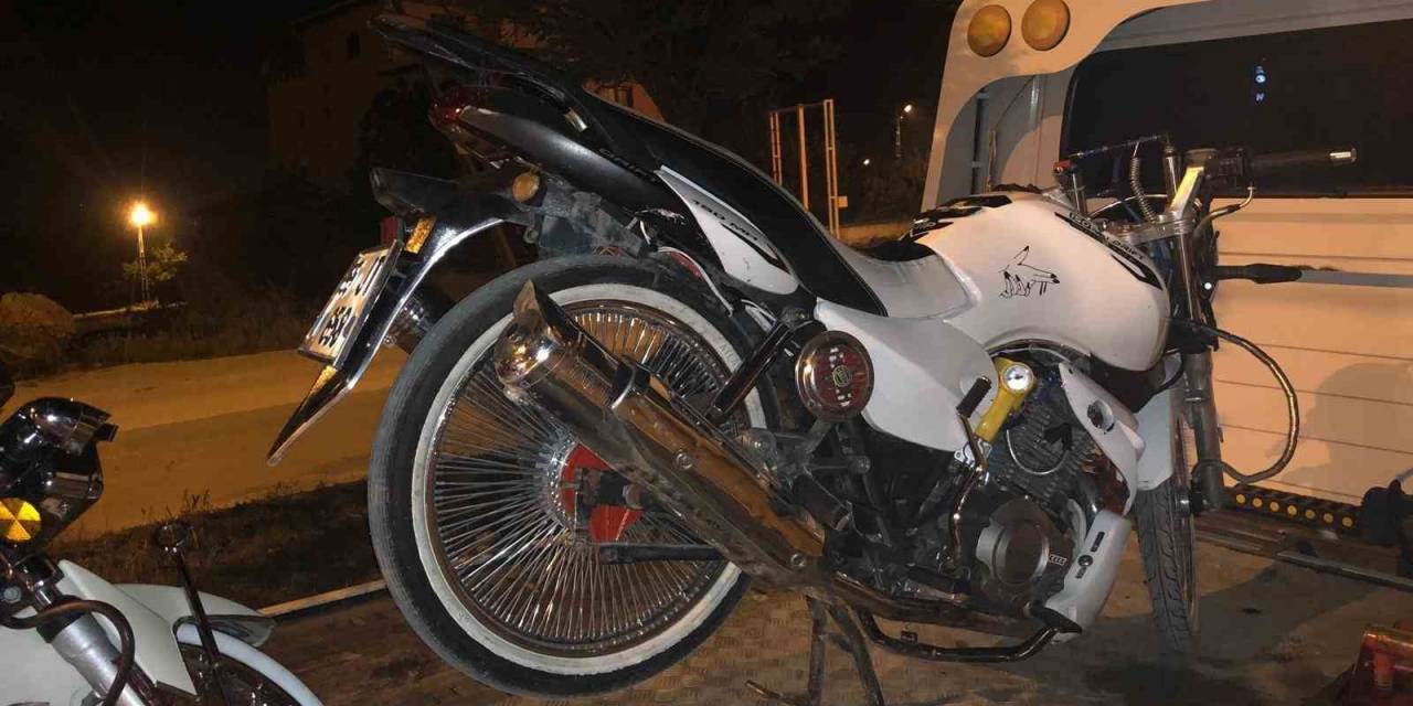 Niksar’da Trafik Ekiplerinden Motosiklet Sürücülerine Denetim