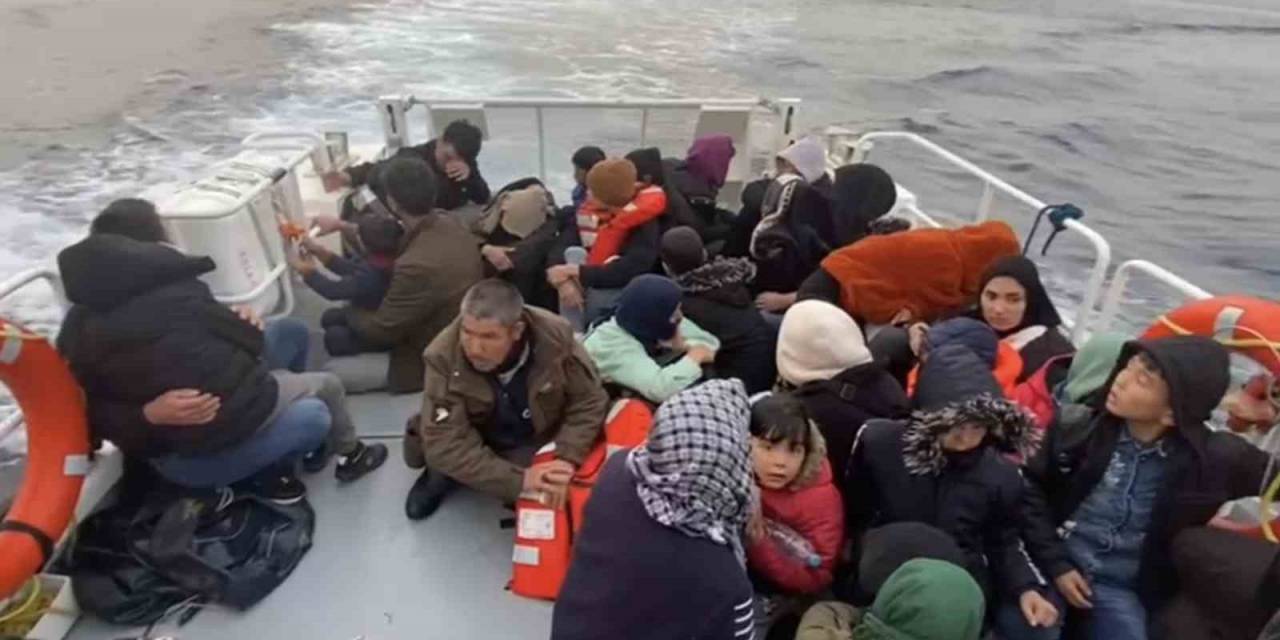 Ayvacık Açıklarında 44 Kaçak Göçmen Kurtarıldı