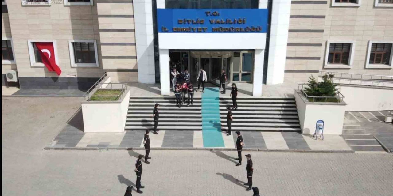 Bitlis’te Uyuşturucu Operasyonunda 11 Kişi Tutuklandı