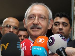 Chp Genel Başkanı Kemal Kılıçdaroğlu Saldırıya Uğrayan Ahmet Hakan’ı Ziyaret Etti