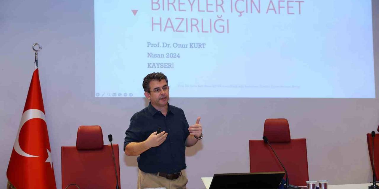 Büyükşehir’den ‘Özel Gereksinimli Bireyler İçin Afet Hazırlığı’ Semineri