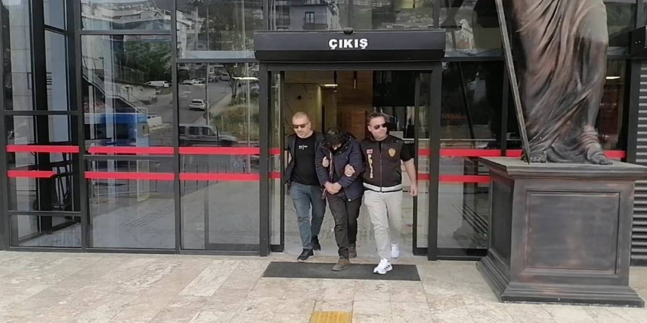 Motosiklet Ve Bisiklet Hırsızı Polis Tarafından Yakalandı