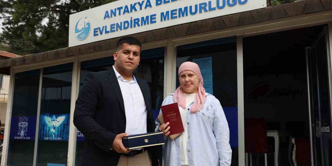 Hataylı Tır Şoförü Aşkını 2 Bin 216 Km Uzaklıktaki Ukrayna’da Buldu